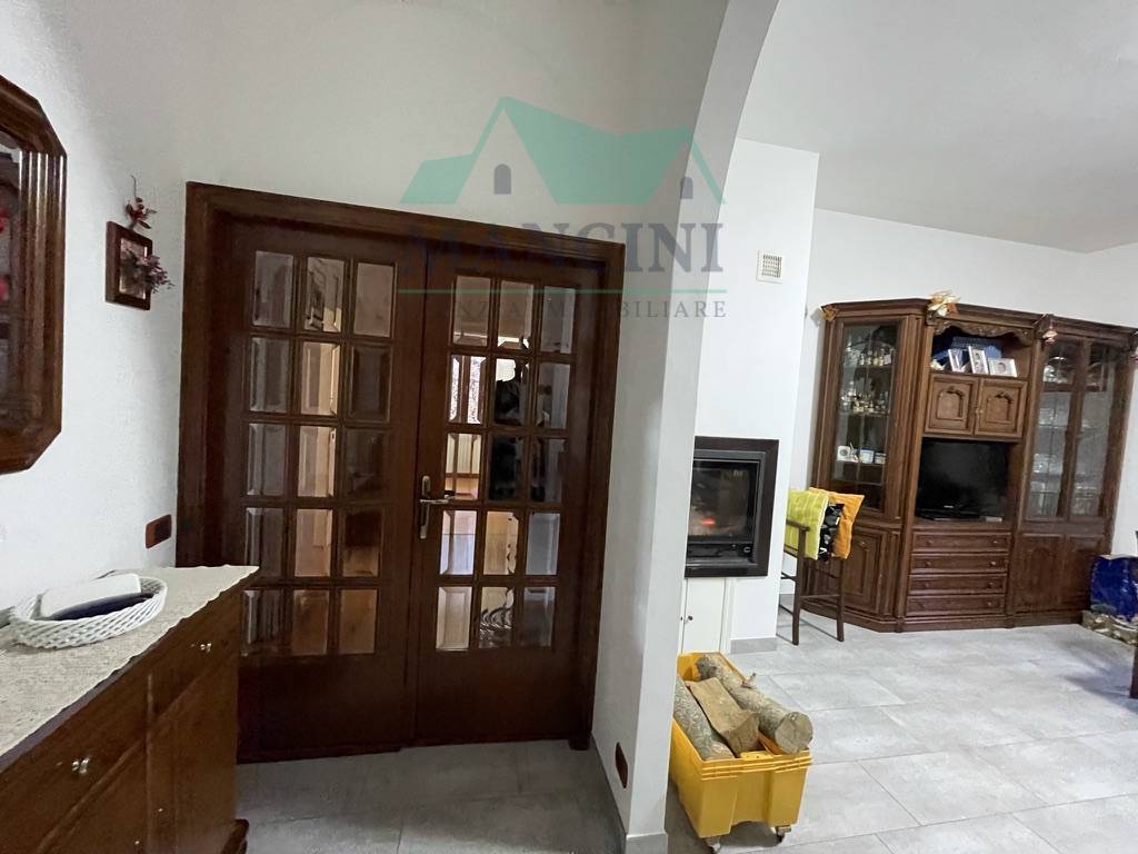 Casa singola in vendita a Serra San Quirico