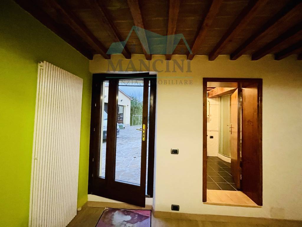 Casa singola in vendita a Serra San Quirico, Forchiusa