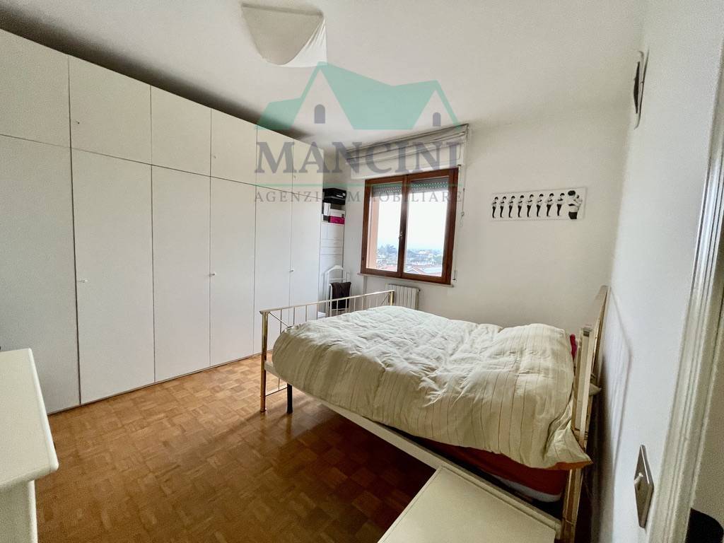 Appartamento in vendita a Jesi, Giardini