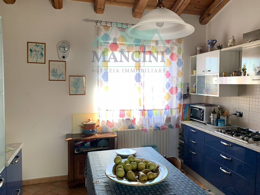 Villette a schiera in vendita a Santa Maria Nuova, Collina