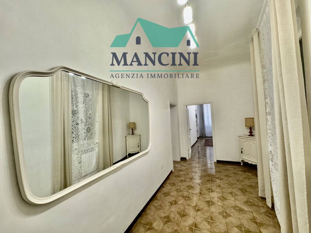 Appartamento in affitto a Jesi, centro zona alta