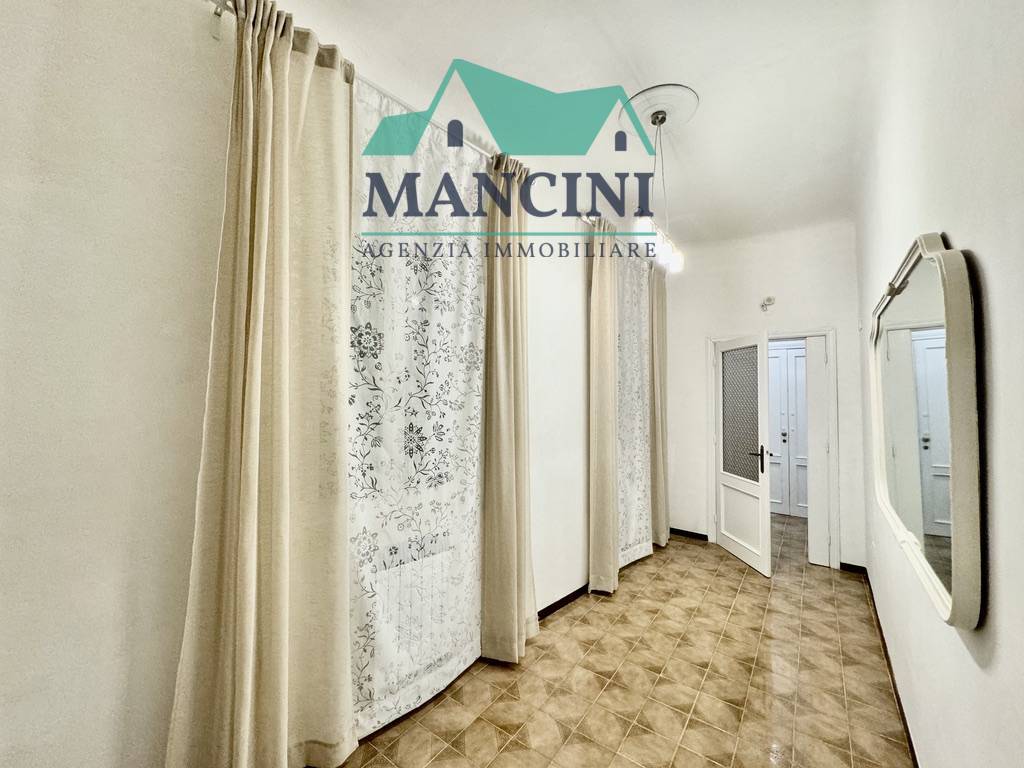 Appartamento in affitto a Jesi, centro zona alta