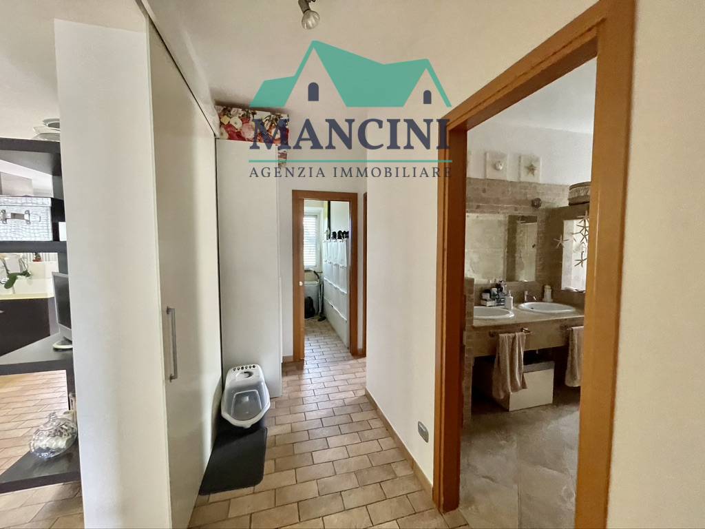 BIFAMILIARE in vendita a Jesi, Mazzangrugno