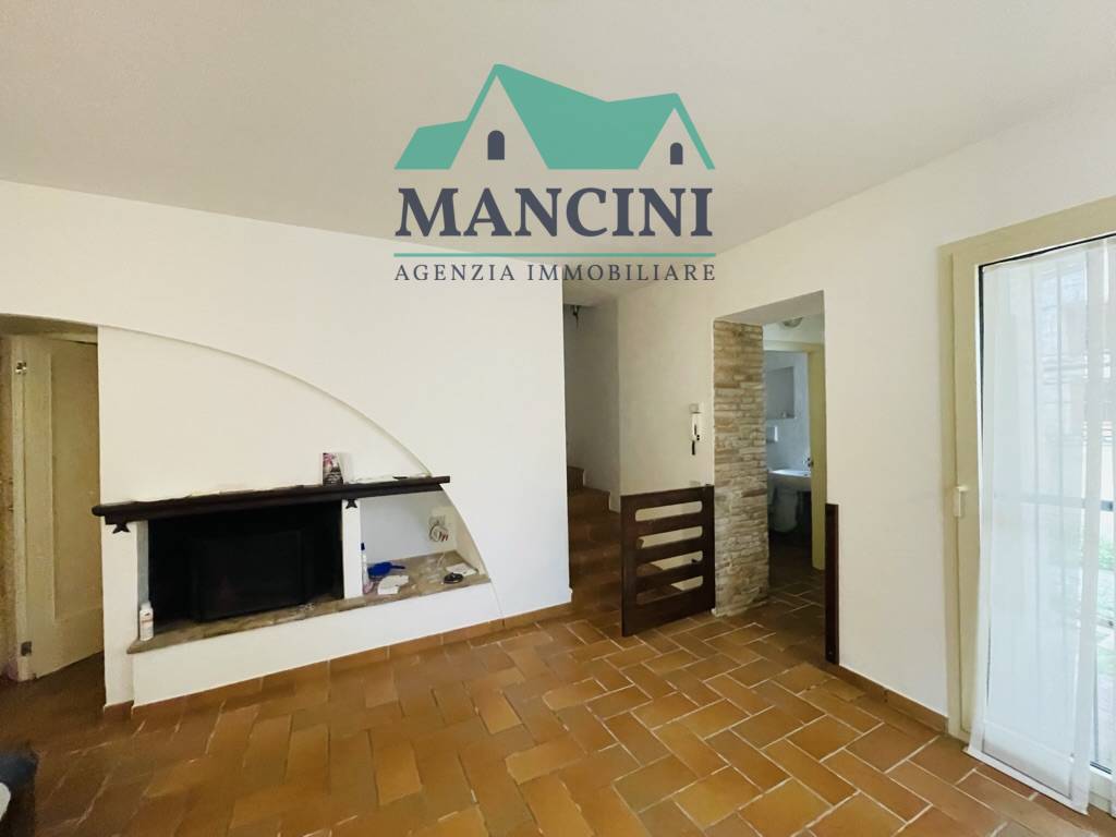Casa singola in vendita a Jesi, Centro storico