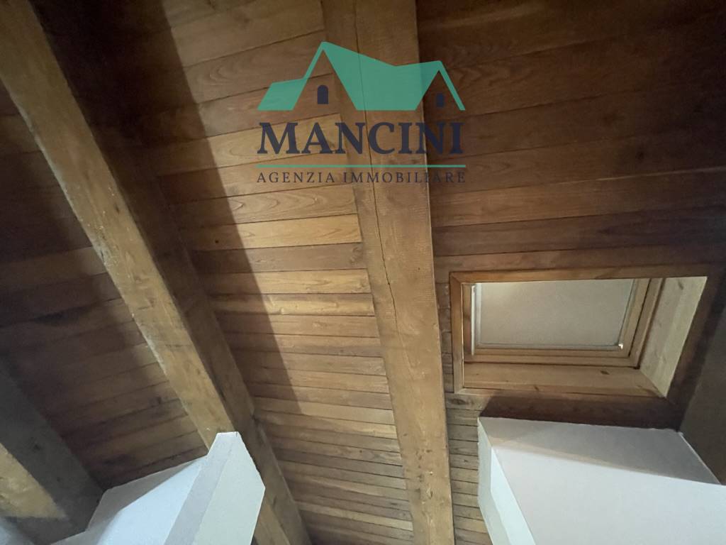 Casa singola in vendita a Jesi, Centro storico