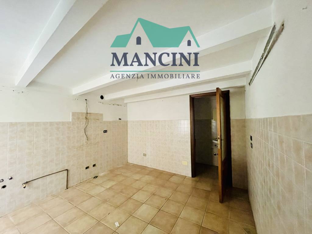 Casa singola in vendita a Jesi, Centro storico