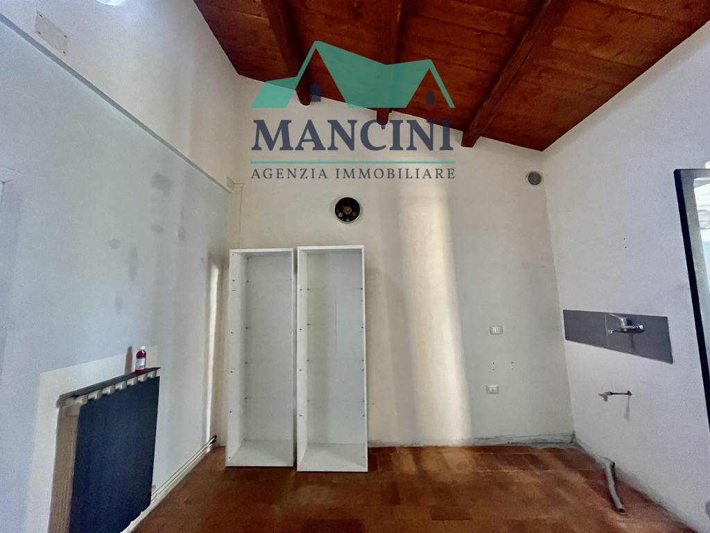 Appartamento in vendita a Jesi, UCI cinema