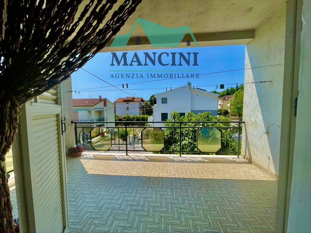 Casa singola in vendita a Monte Roberto, Pianello Vallesina