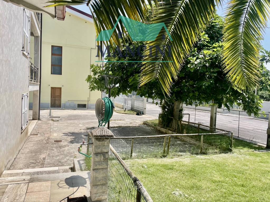 Casa singola in vendita a Monte Roberto, Pianello Vallesina