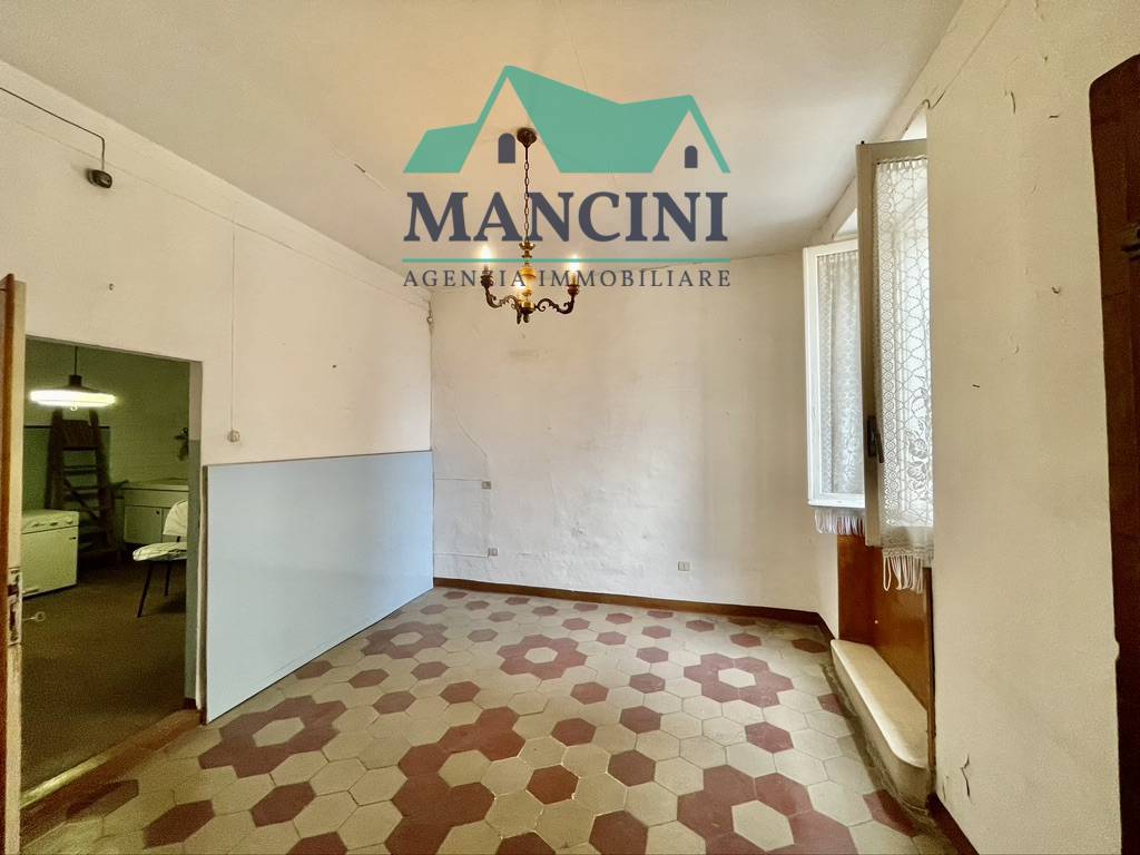 Appartamento in vendita a Jesi, Centro storico