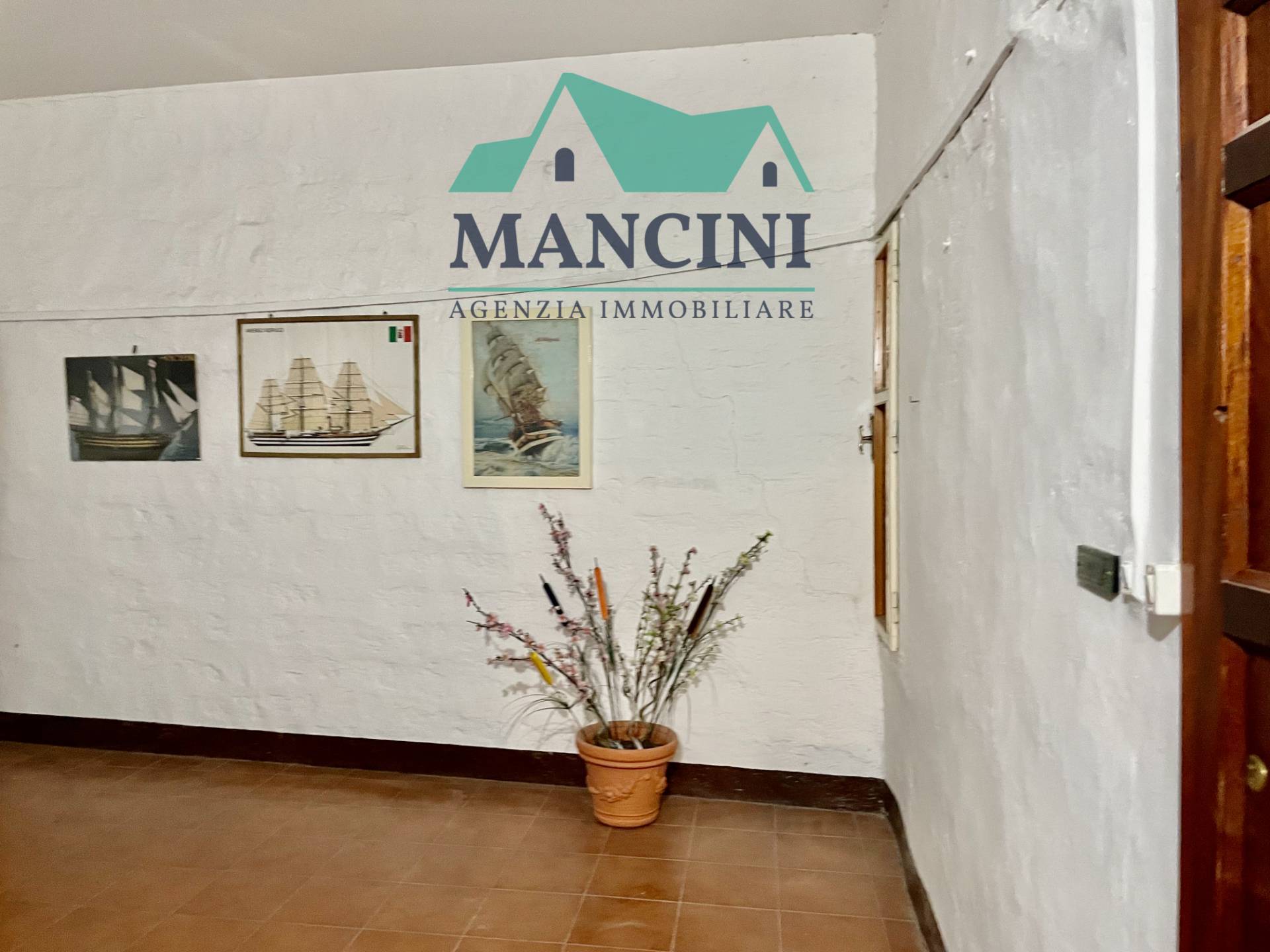 Appartamento in vendita a Jesi, Centro storico