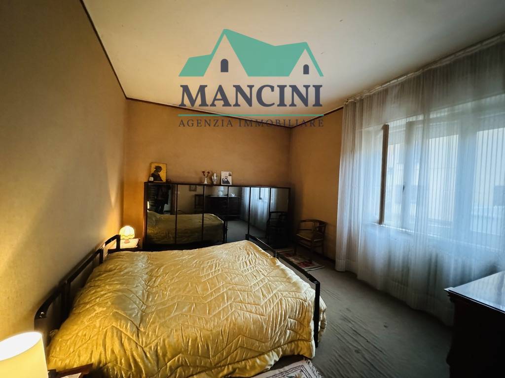 Appartamento in vendita a Jesi, CENTRO