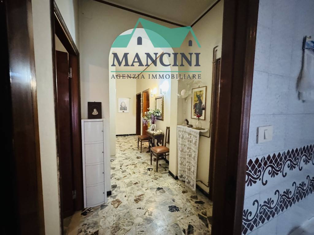 Appartamento in vendita a Jesi, CENTRO