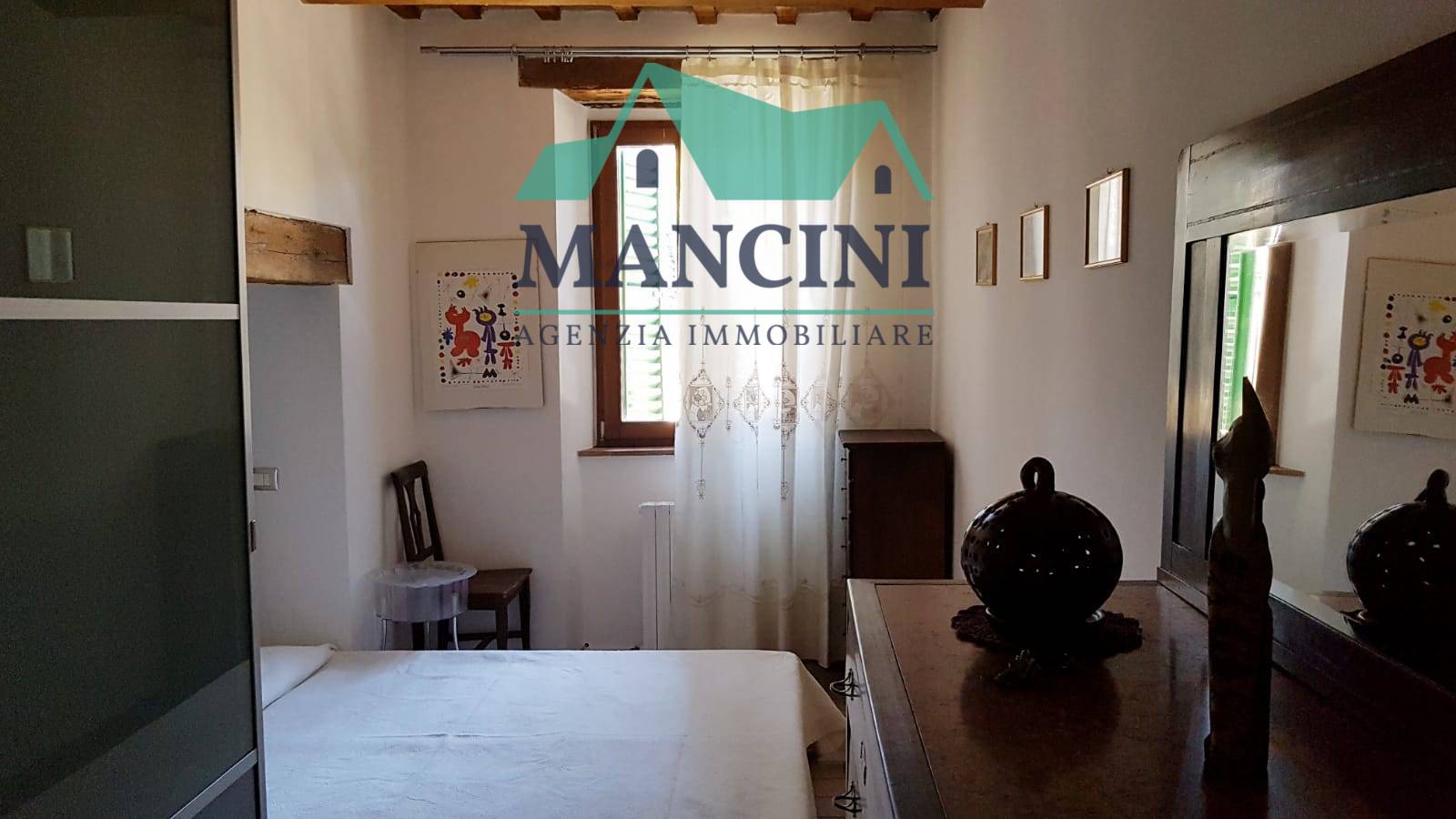 Appartamento in vendita a Jesi, Centro storico