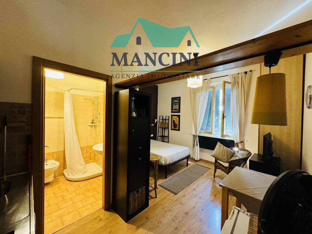 Appartamento in affitto a Jesi, jesi est