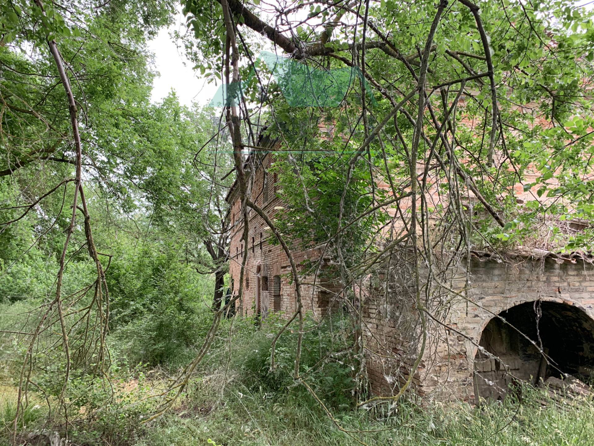 Rustico in vendita a Agugliano, la Chiusa