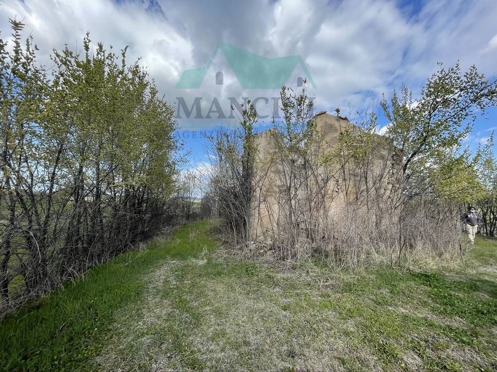 Rustico in vendita a Cingoli, periferia