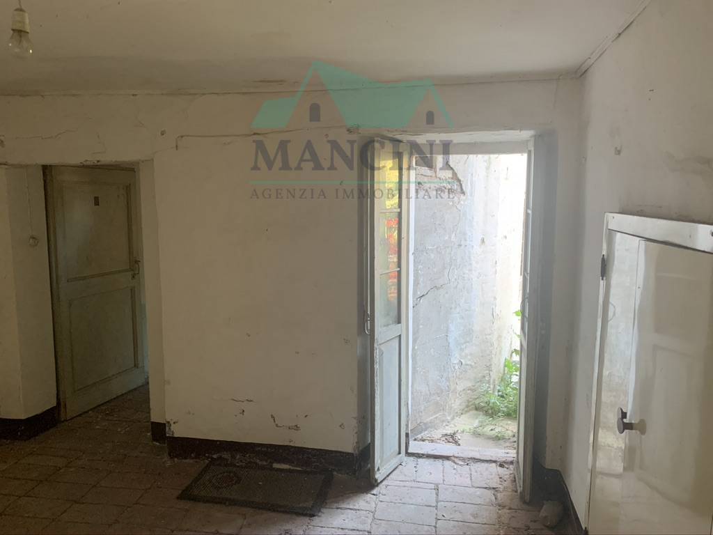 BIFAMILIARE in vendita a Jesi, centro zona alta