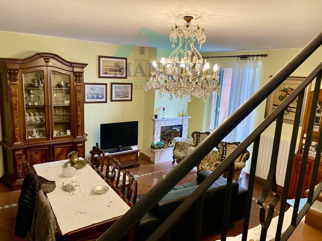 Villette a schiera in vendita a Santa Maria Nuova, est