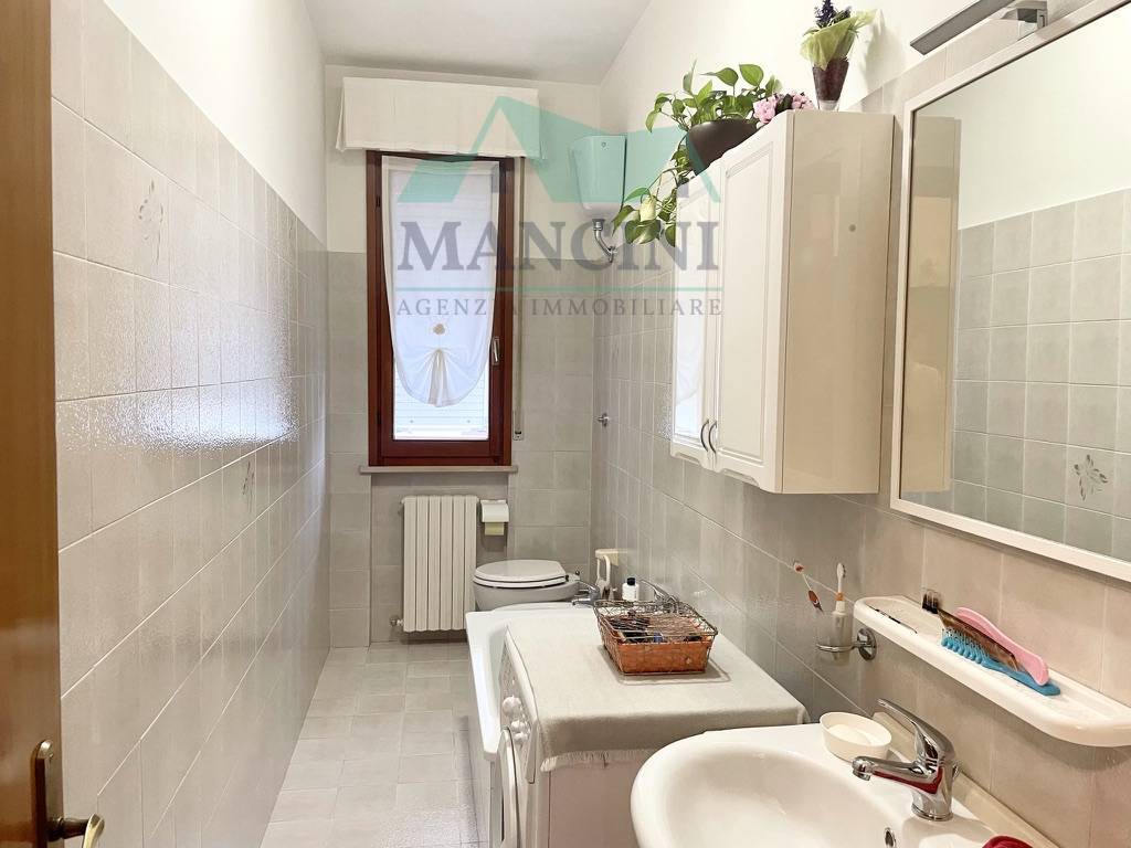 Appartamento in vendita a Jesi, Palazzetto Sport