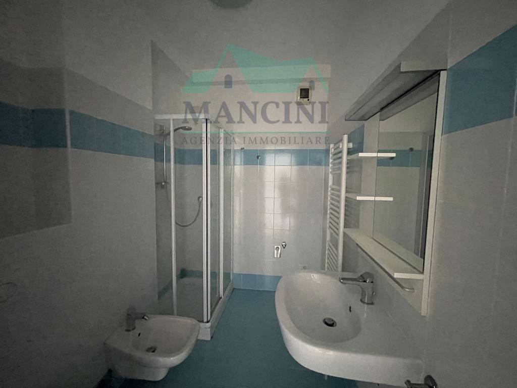 Appartamento in vendita a Jesi, UCI cinema