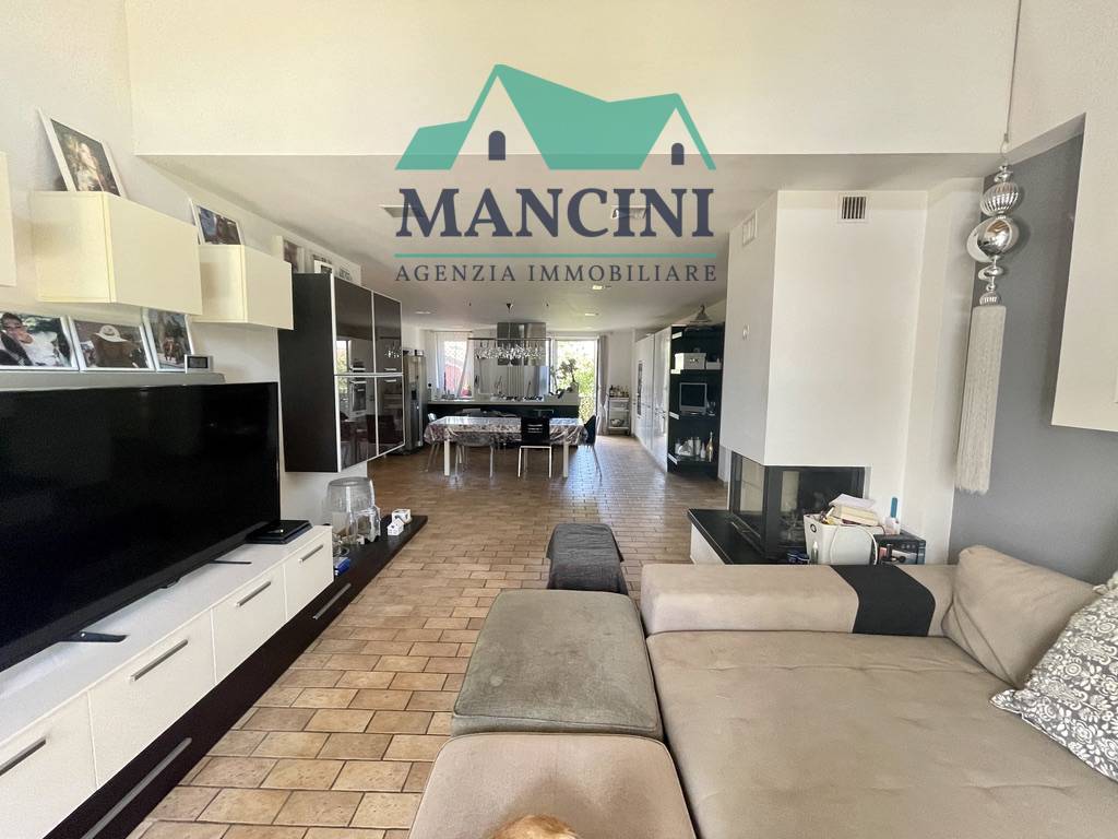 BIFAMILIARE in vendita a Jesi, Mazzangrugno