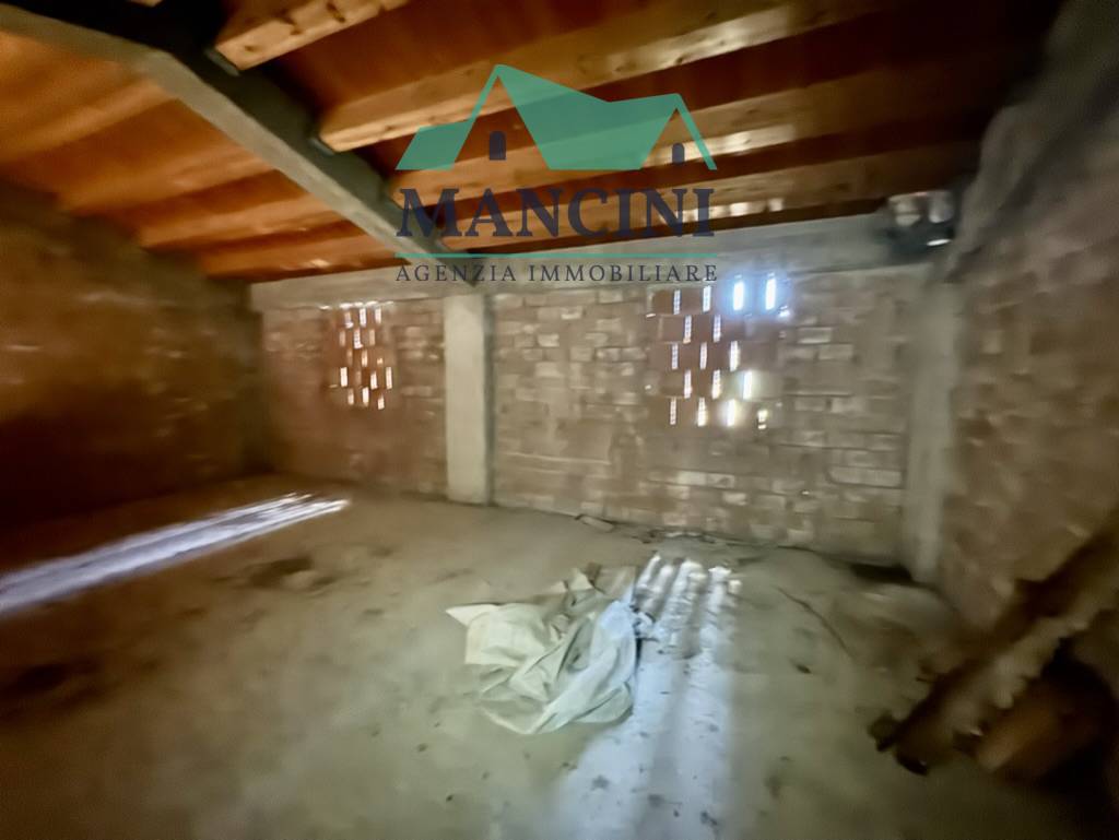 BIFAMILIARE in vendita a Santa Maria Nuova, Collina