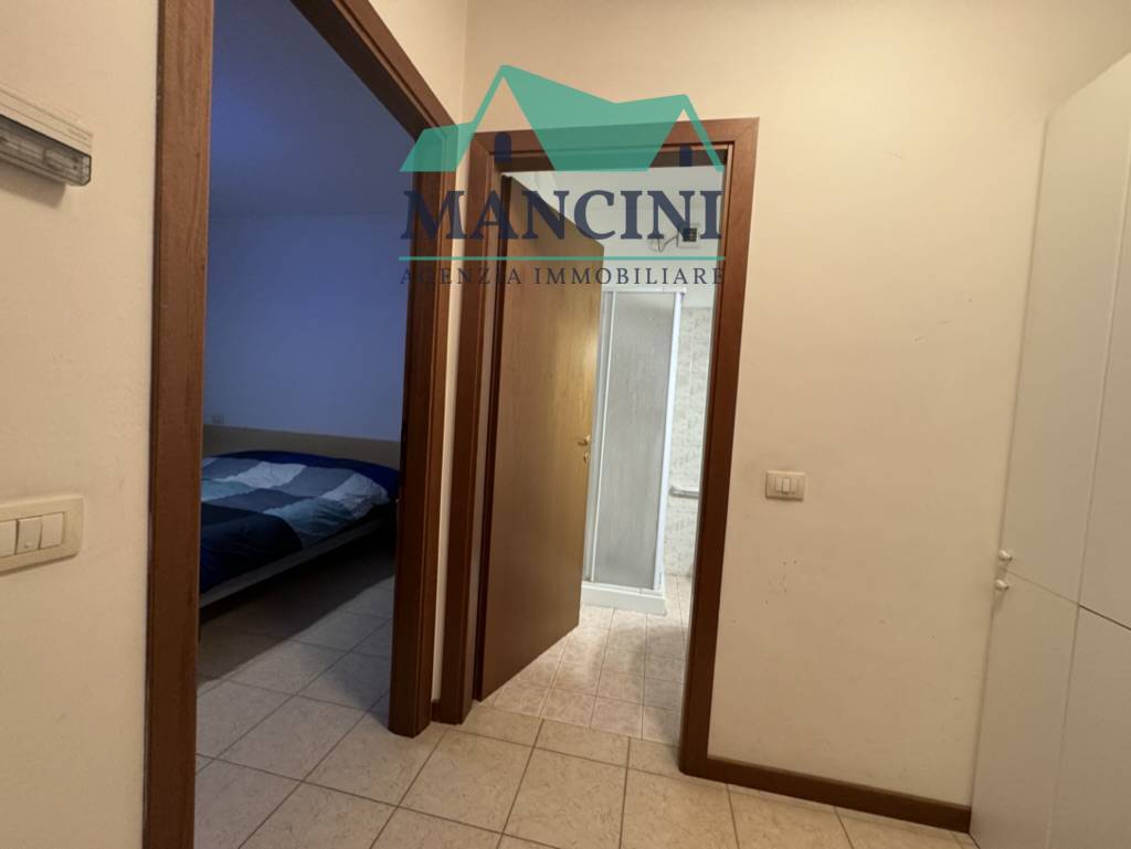 Appartamento in affitto a Jesi, centro zona alta