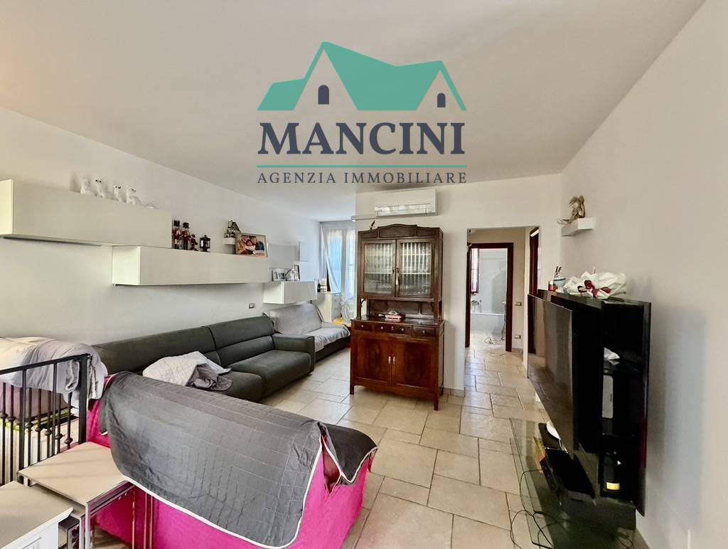 BIFAMILIARE in vendita a Jesi, Via Ancona