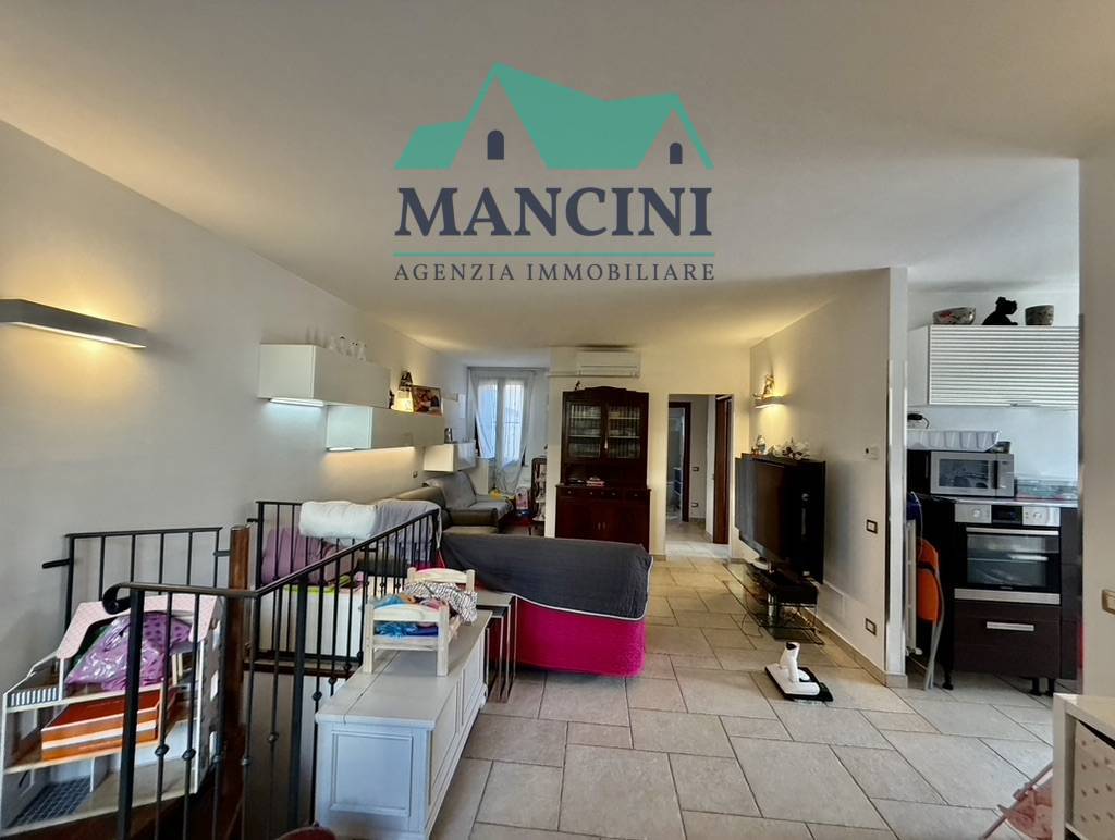 BIFAMILIARE in vendita a Jesi, Via Ancona