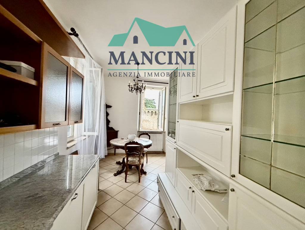 CASA INDIPENDENTE in vendita a Jesi, Centro storico