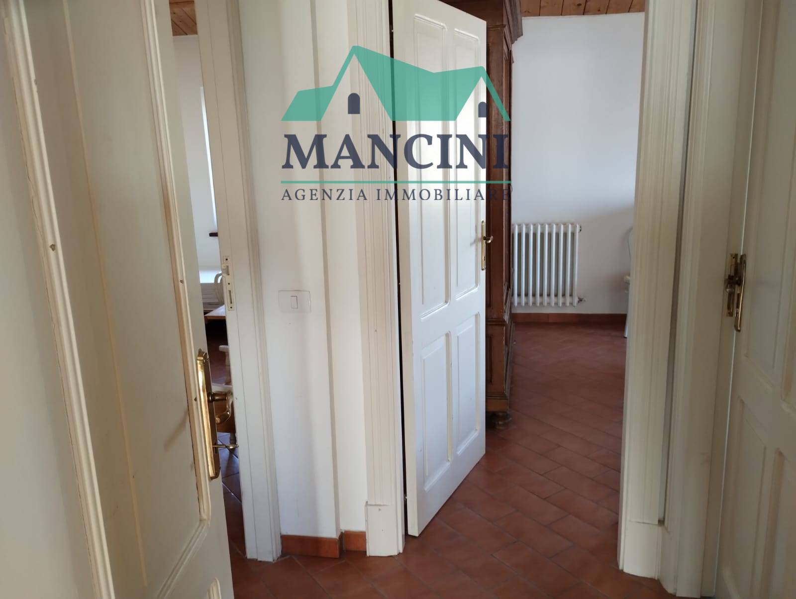 Appartamento in affitto a Jesi, Castelrosino