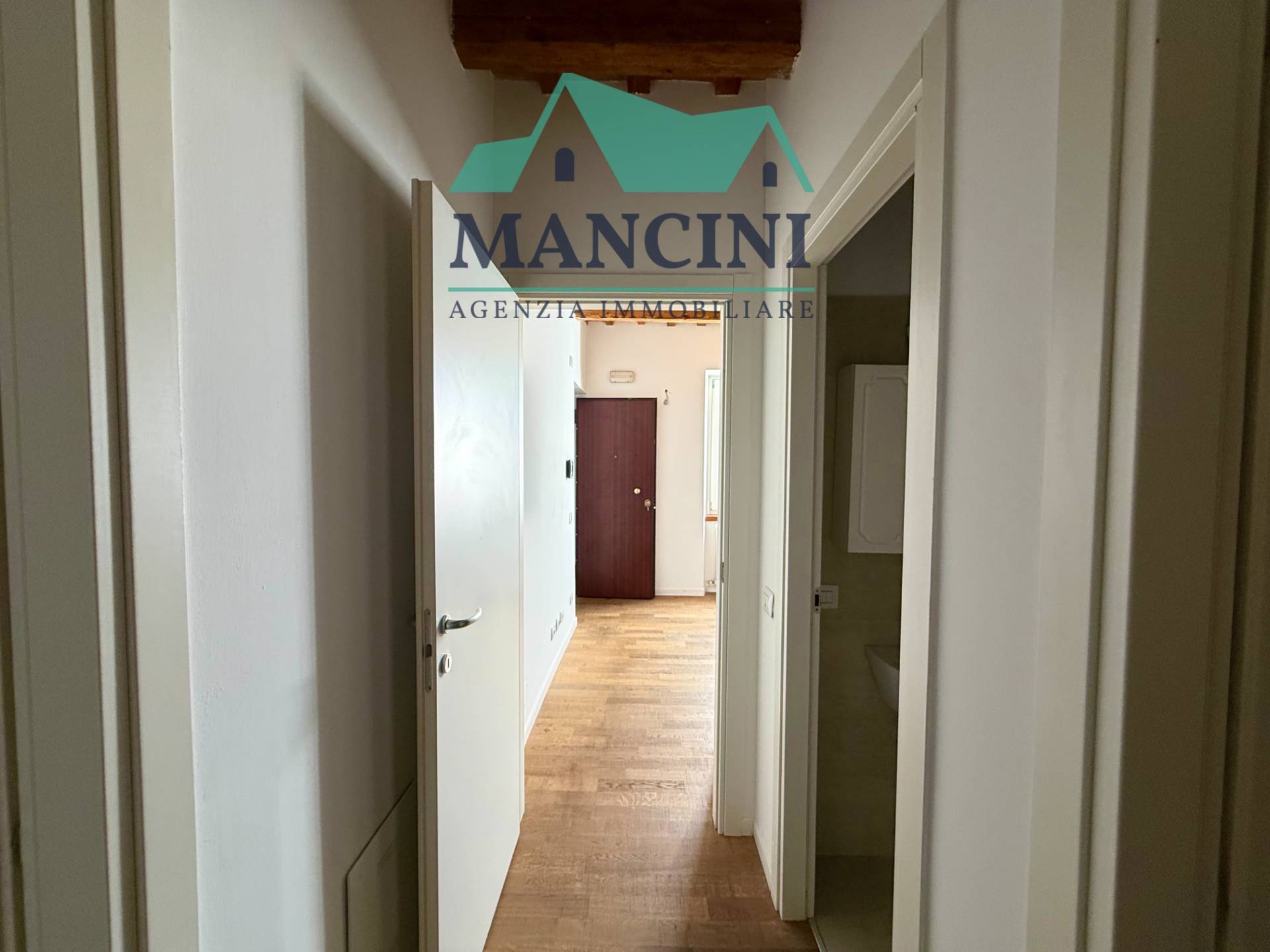 Appartamento in vendita a Jesi