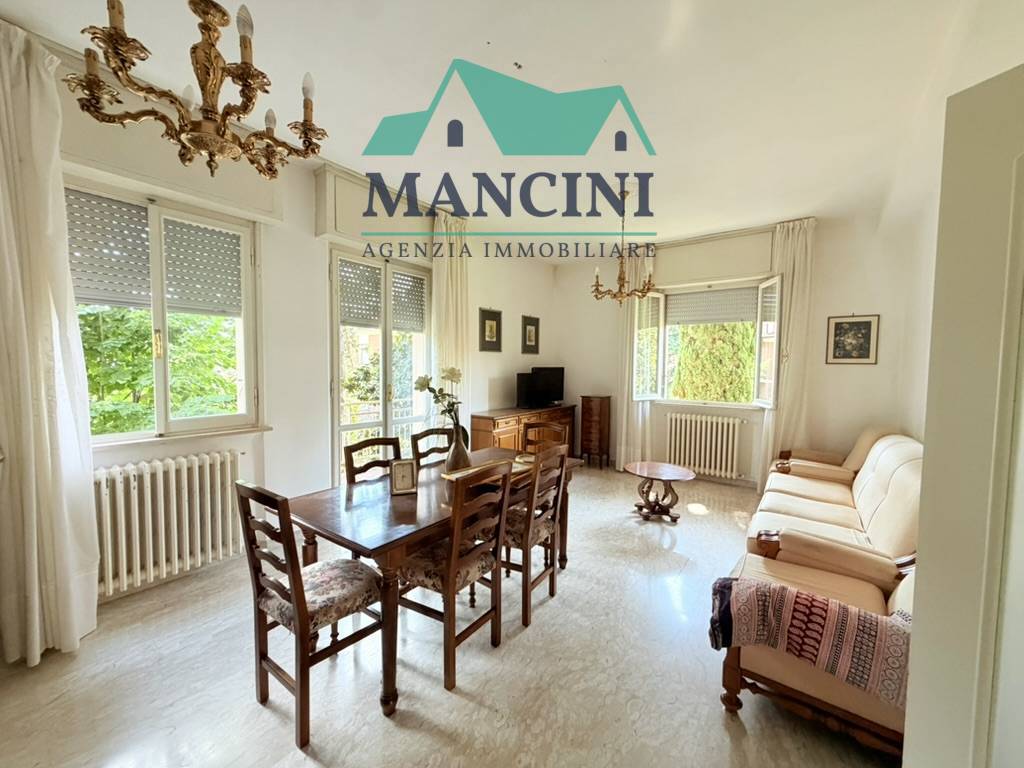 Appartamento in affitto a Jesi, Giardini