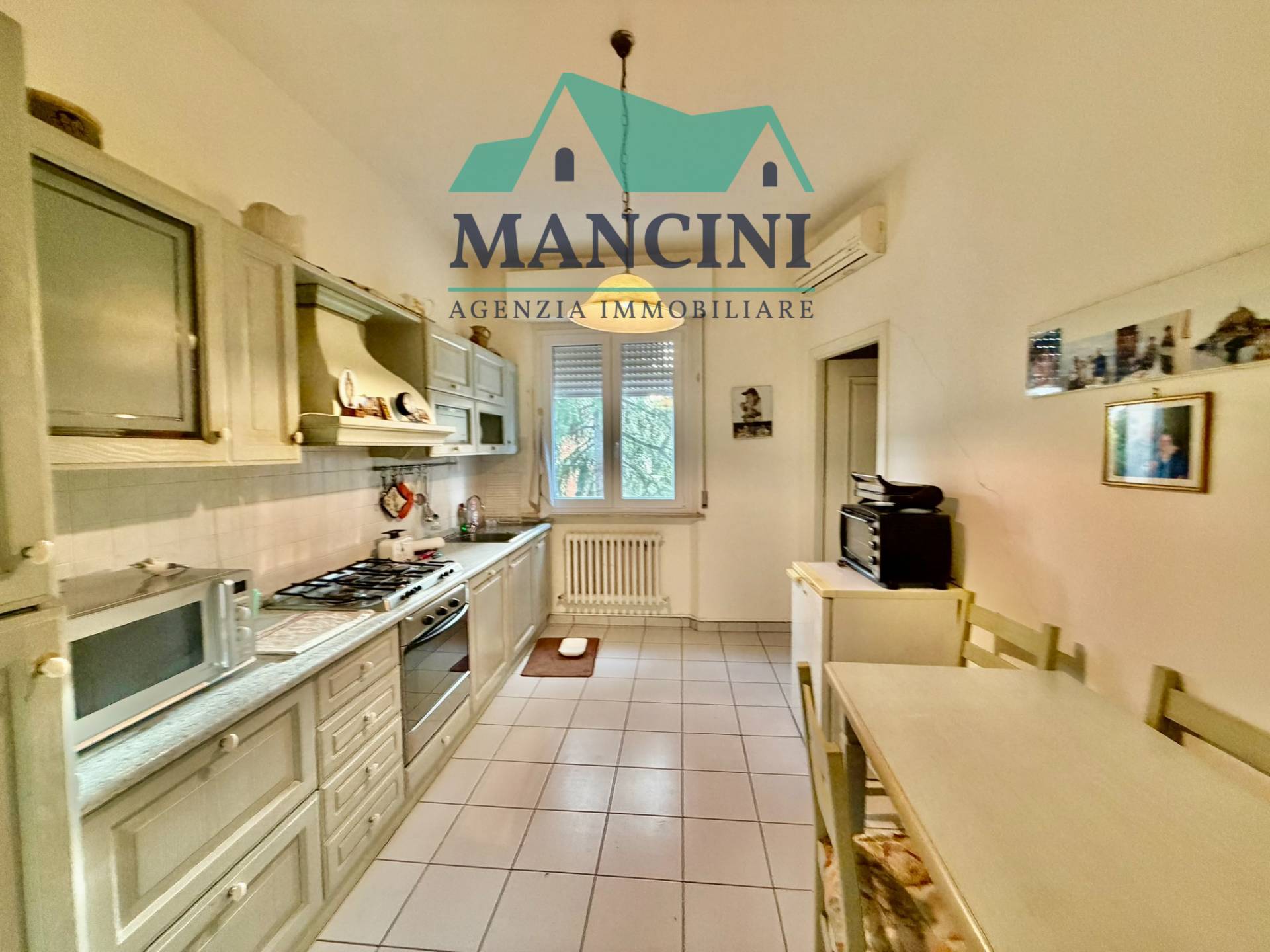 Appartamento in affitto a Jesi, Verdi