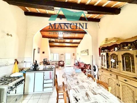BIFAMILIARE in vendita a Santa Maria Nuova, est