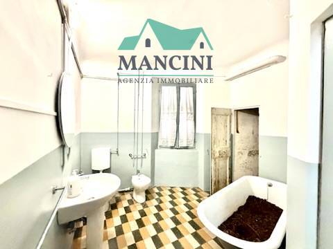 Studio/Ufficio in affitto a Jesi, CENTRO