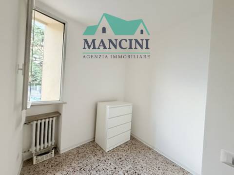 Appartamento in affitto a Jesi, centro zona alta