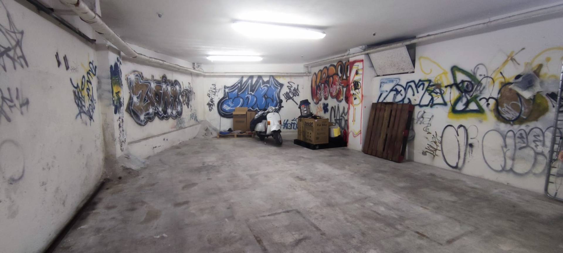 Garage in affitto a Ascoli Piceno, Centro Storico