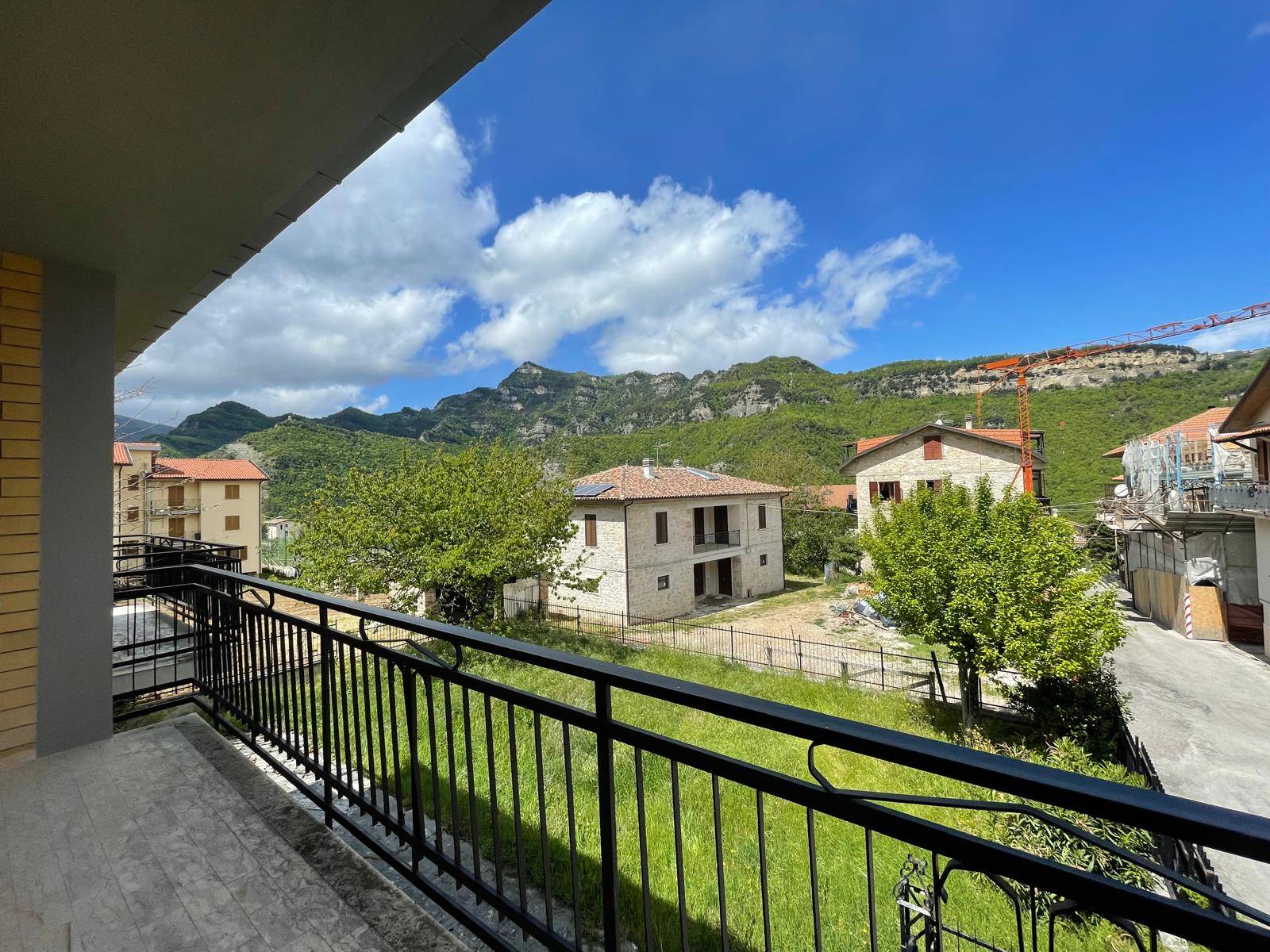 Villa in vendita a Acquasanta Terme, Paggese