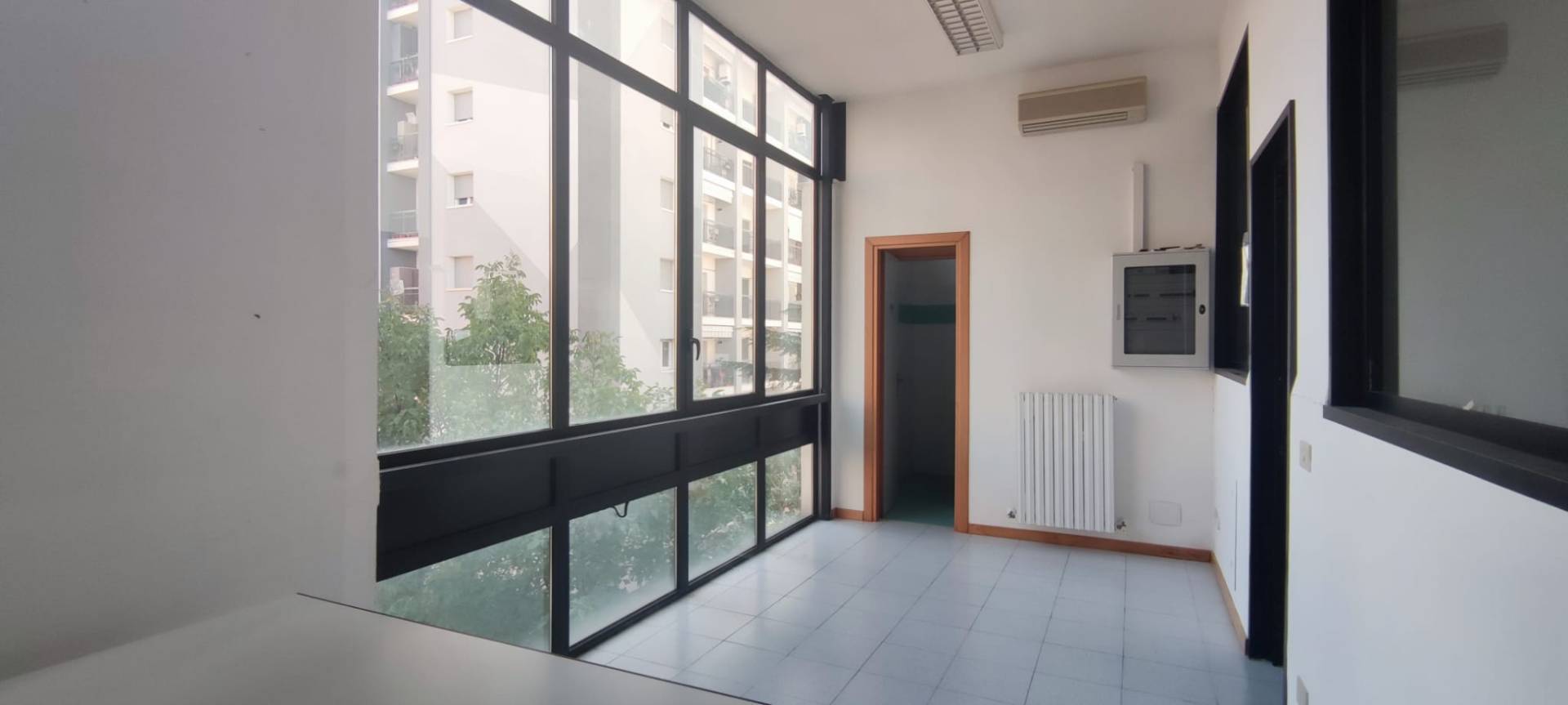 Ufficio in vendita a Ascoli Piceno, Monticelli