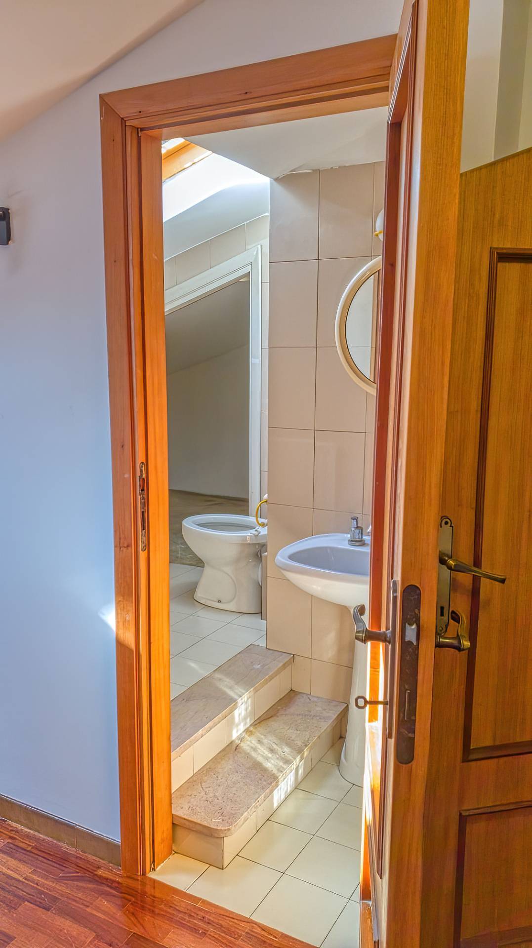 Appartamento ingresso indipendente in vendita a Ascoli Piceno, Piazzarola