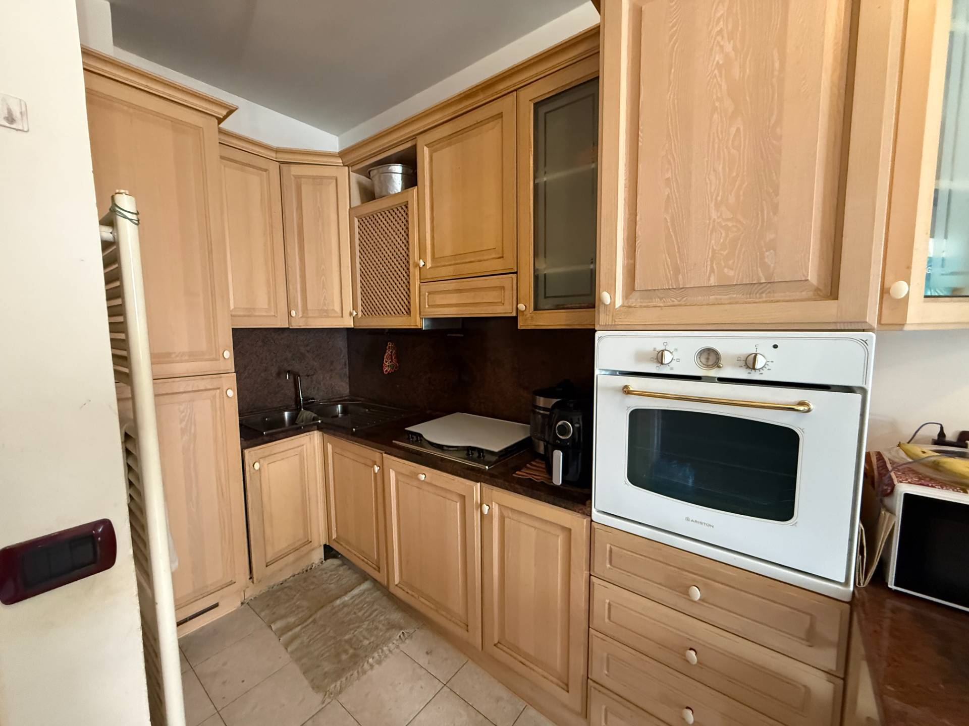 Appartamento in vendita a Ascoli Piceno, Borgo Solest