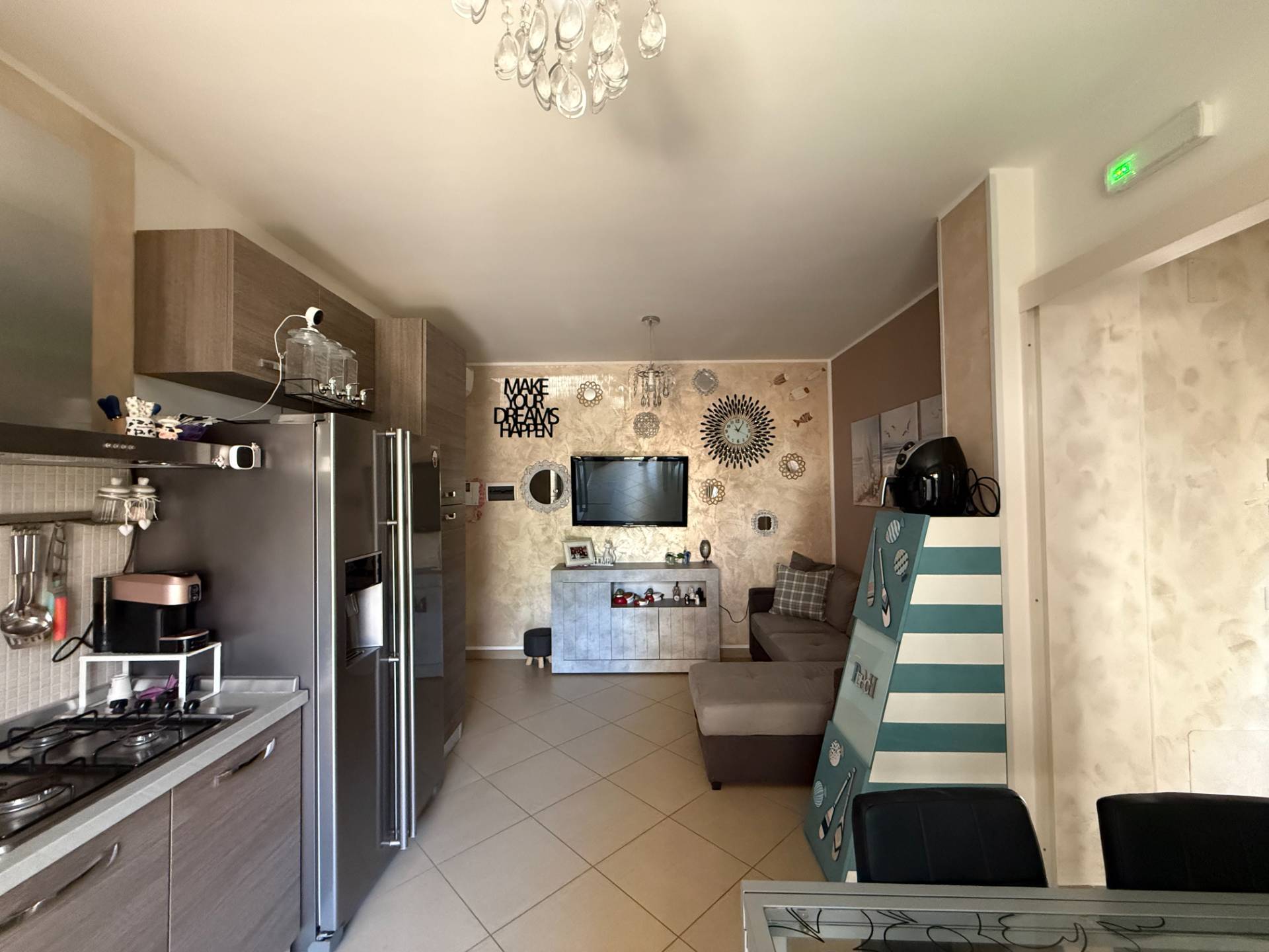 Appartamento in vendita a Martinsicuro, Zona Mare