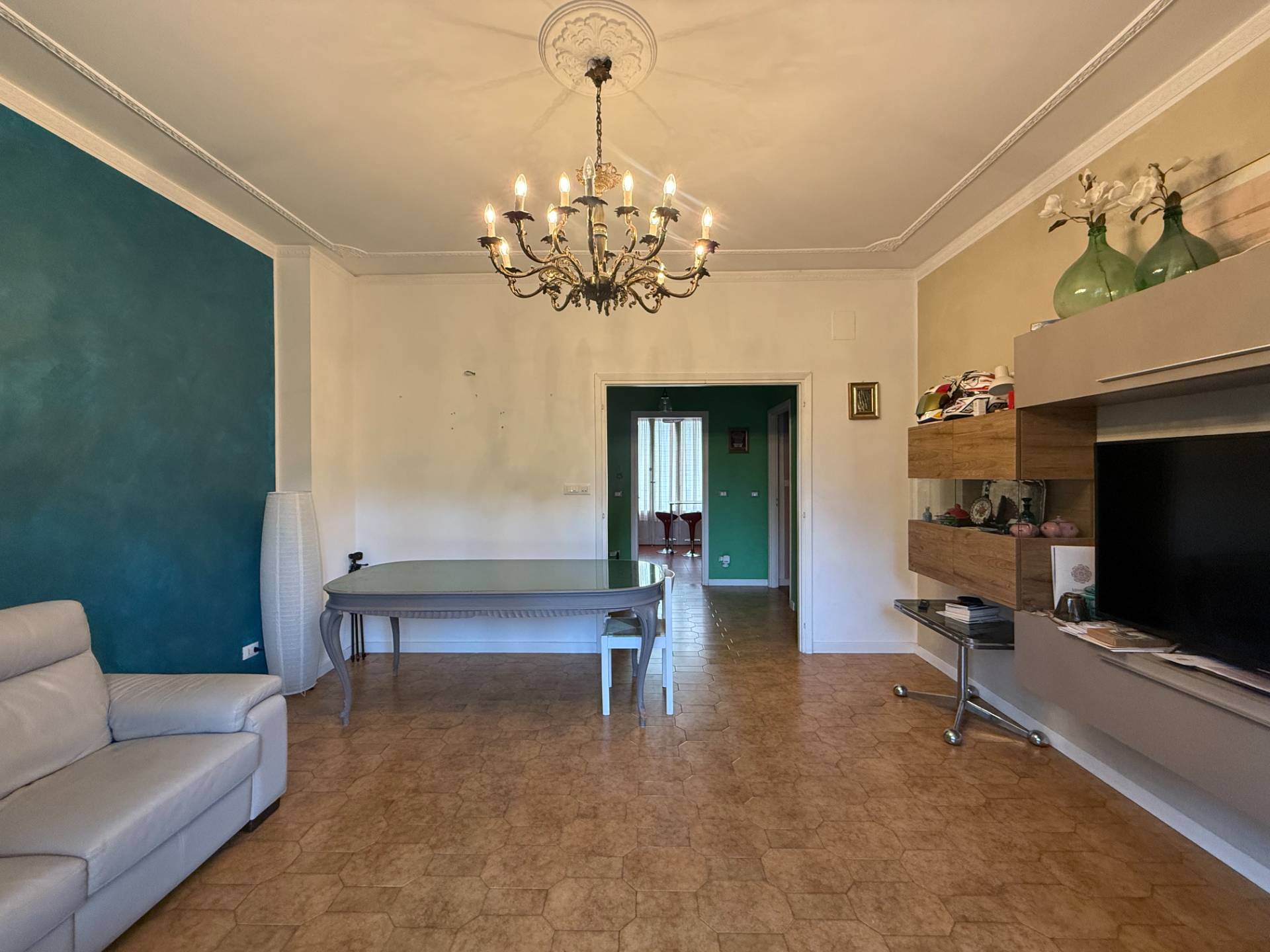Appartamento in vendita a Ascoli Piceno, Borgo Solest