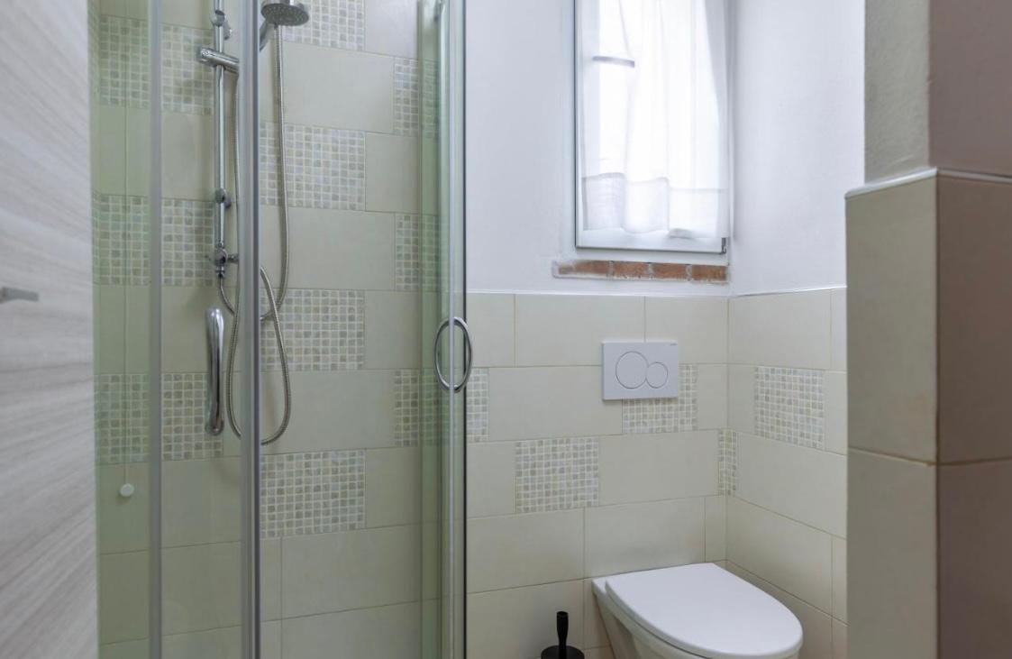 Casa indipendente in vendita, Carrara marasio