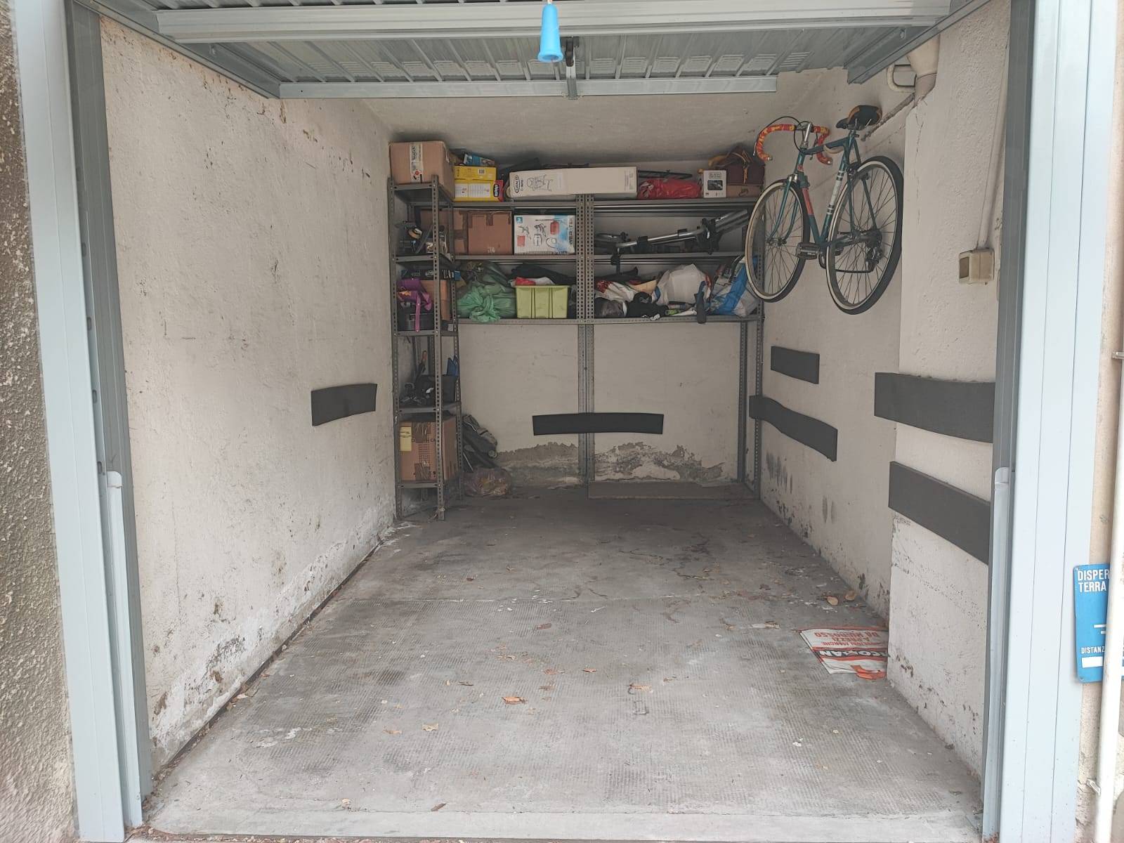 Box/Garage 11mq in vendita, Milano bande nere