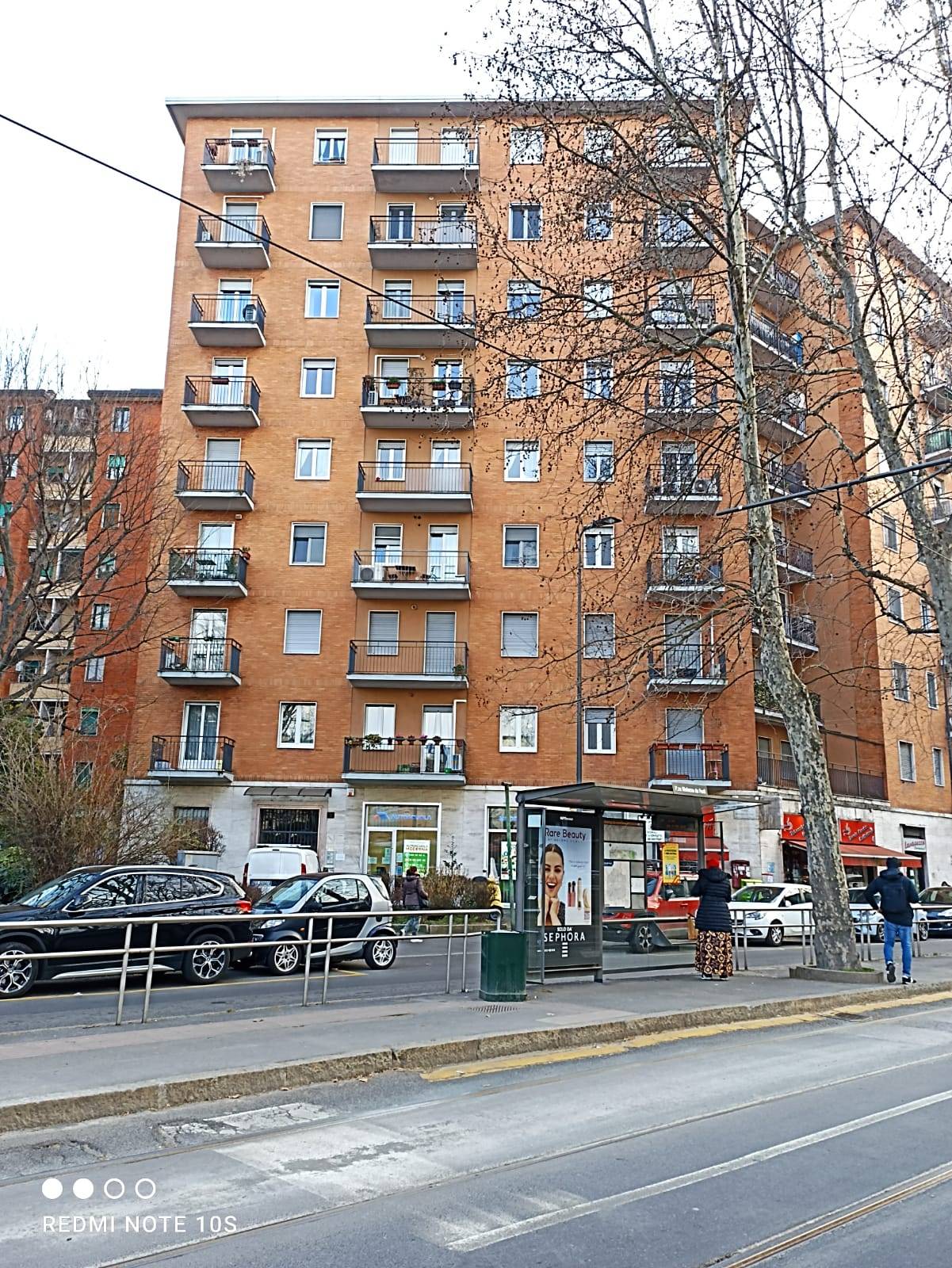 appartamento in affitto a Milano in zona Rembrandt