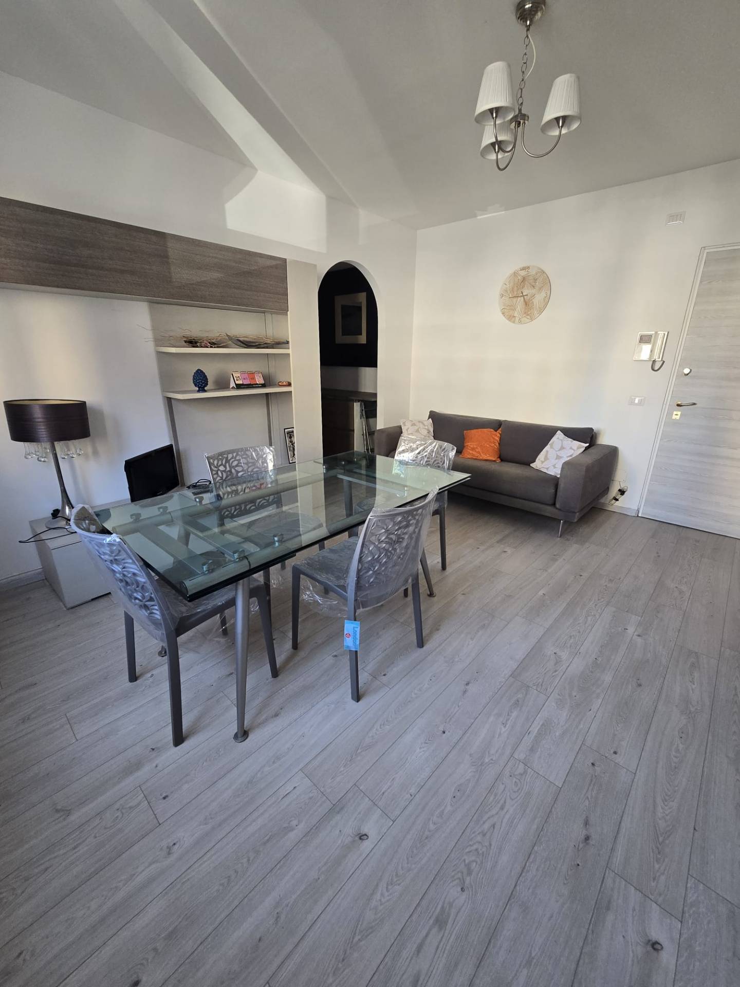 Appartamento in vendita a Milano, Lorenteggio