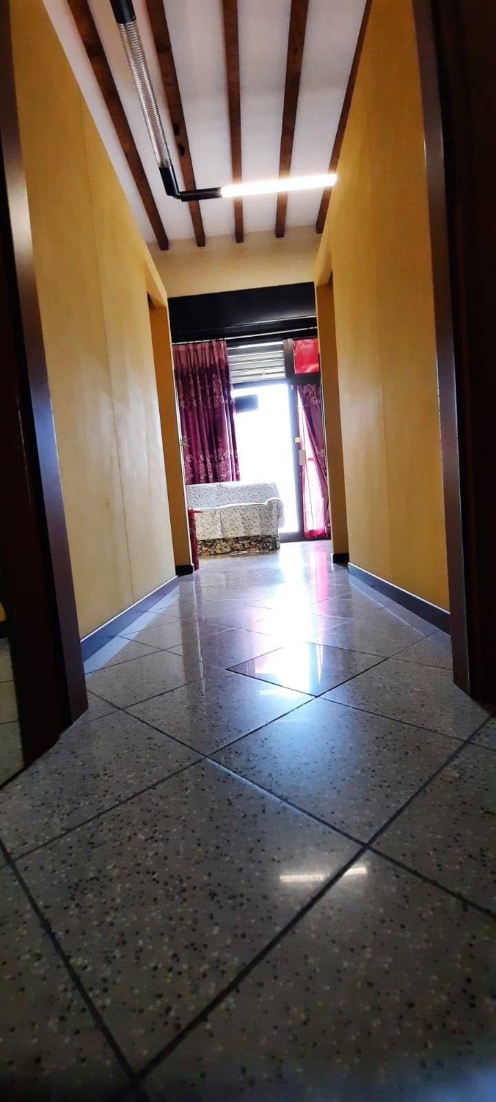 Attivit commerciale in affitto a Milano